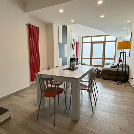 Vakantiehuis Emma 135 Mq Free Parking